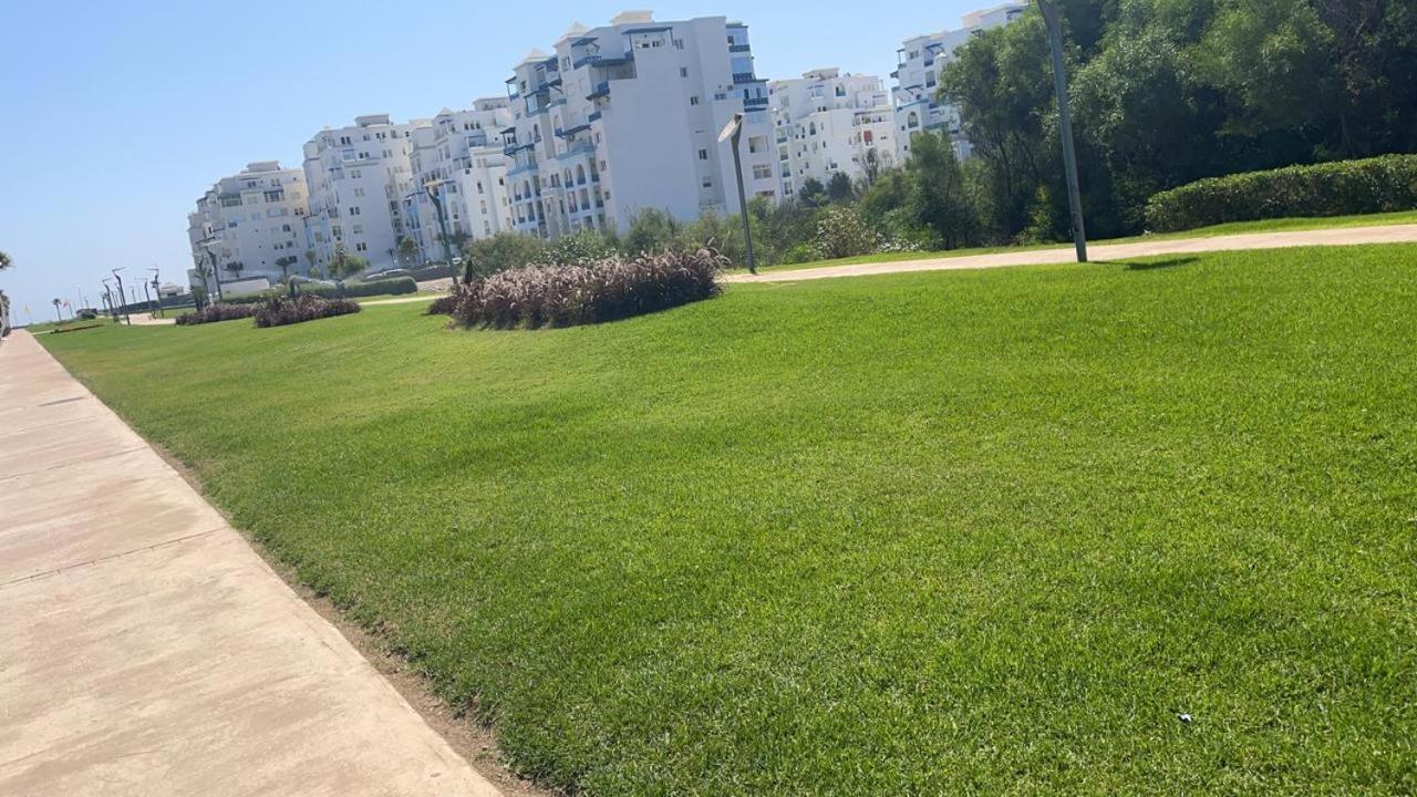 Appartement De Luxe Avec Piscine A 5 Min De La Plage Martil Esterno foto