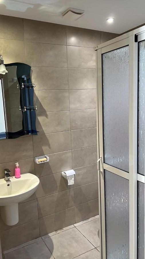 Appartement De Luxe Avec Piscine A 5 Min De La Plage Martil Esterno foto